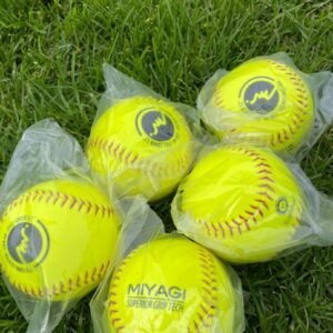 Bola De Softball COR 44 PVC1002 - Imagen 3