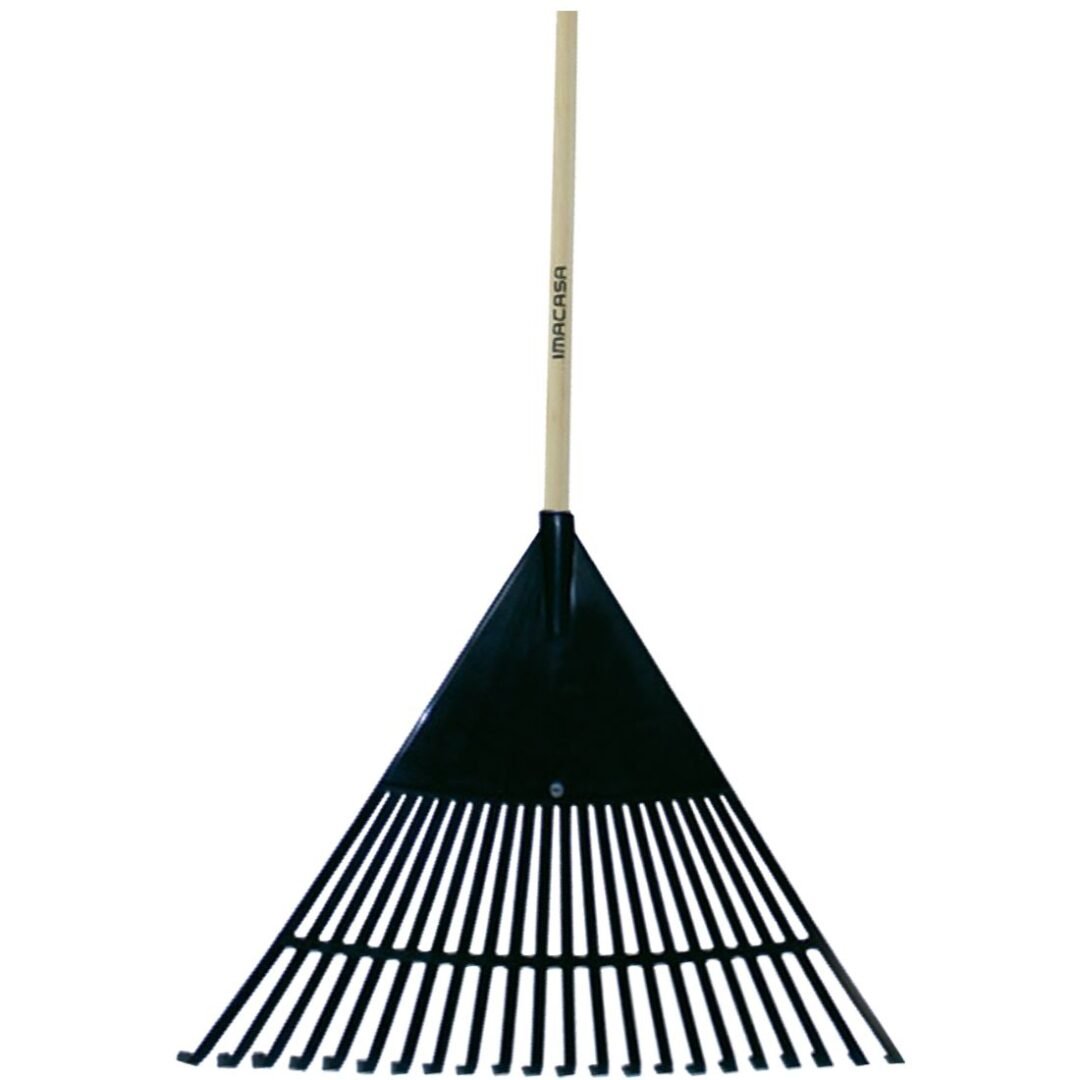 escoba-con-mango-scaled